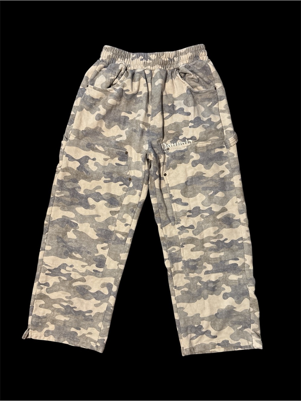 YoungLA Cargo Wide leg Camo Sweatpants Size: Small worn once